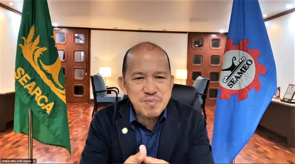 SEARCA Director Dr. Glenn B. Gregorio discusses the importance of developing 'winning' research project proposals in reshaping agricultural research and development in Philippine HEIs.