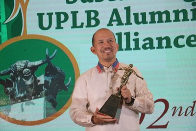 SEARCA Director honored with UPLB Distinguished Alumni Award