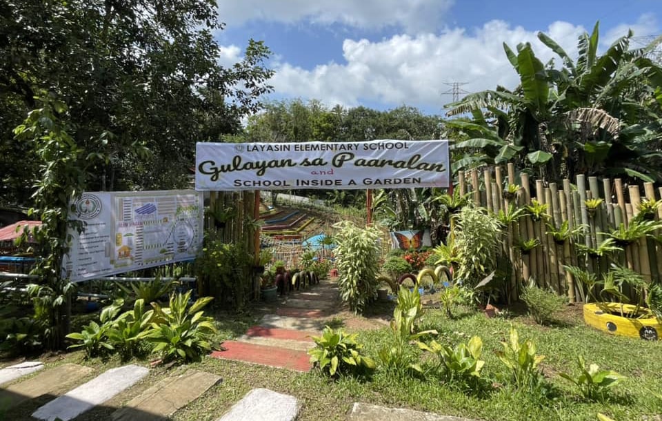 The entrance to Layasin Elementary School's garden