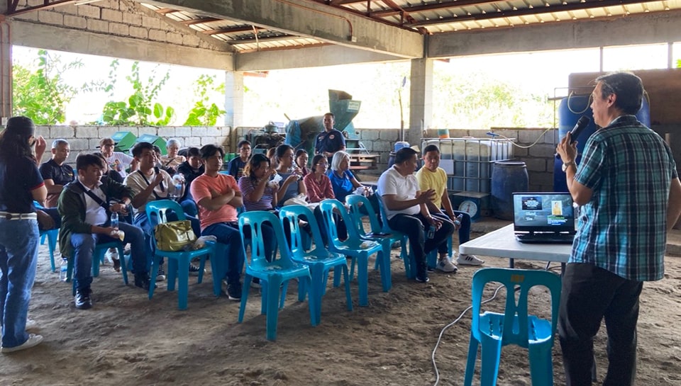 Engr. Herrera explained how the DOST's portable digester converts agricultural wastes to biogas and shared that the digester is also adopted in other parts of the Philippines.