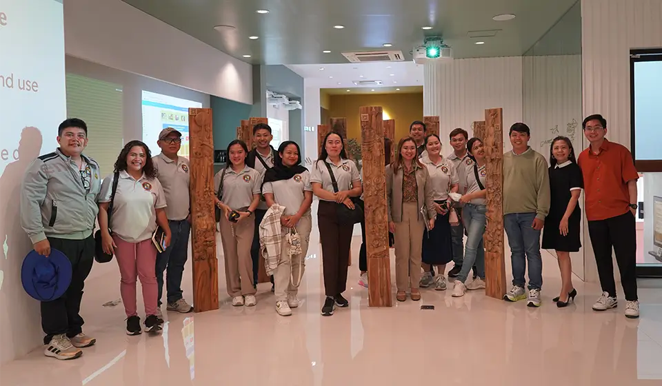 MS Ag Extension students explore research and extension initiatives at SEARCA