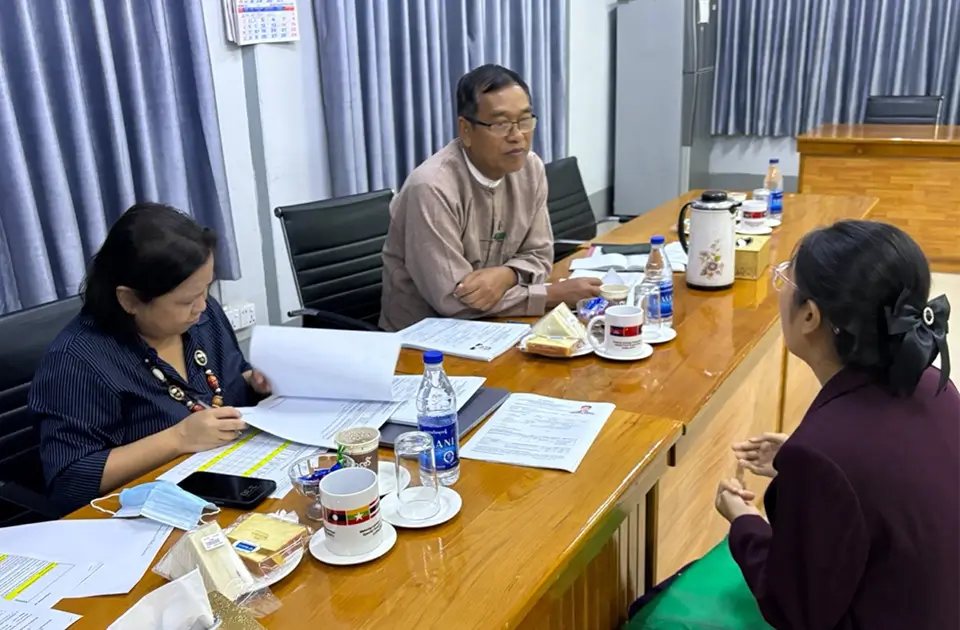 Dr. Cuaresma (leftmost) with Dr. Win Oo, Director of the Land Use Division of DOA, MOALI, on her left during the interview of a candidate for the SEARCA Scholarship