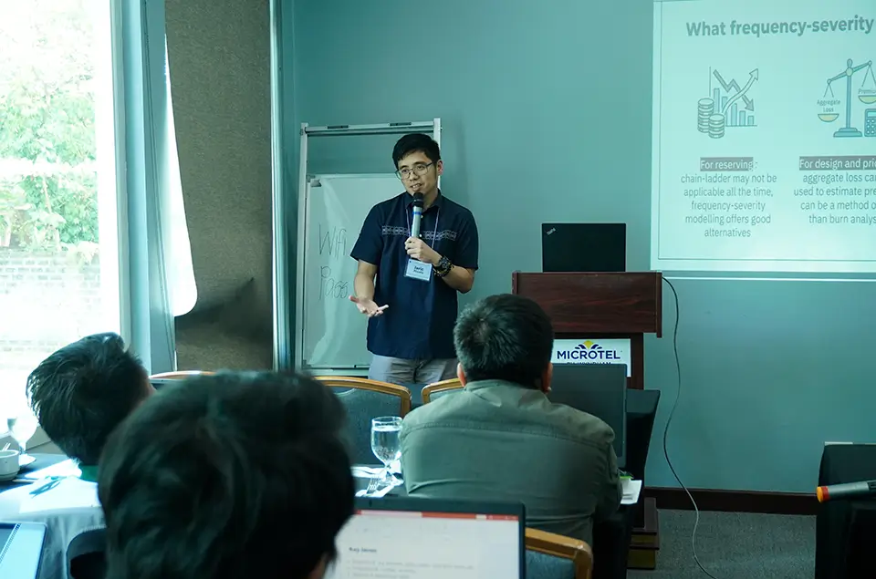 Presentation on loss modeling using the R statistical software