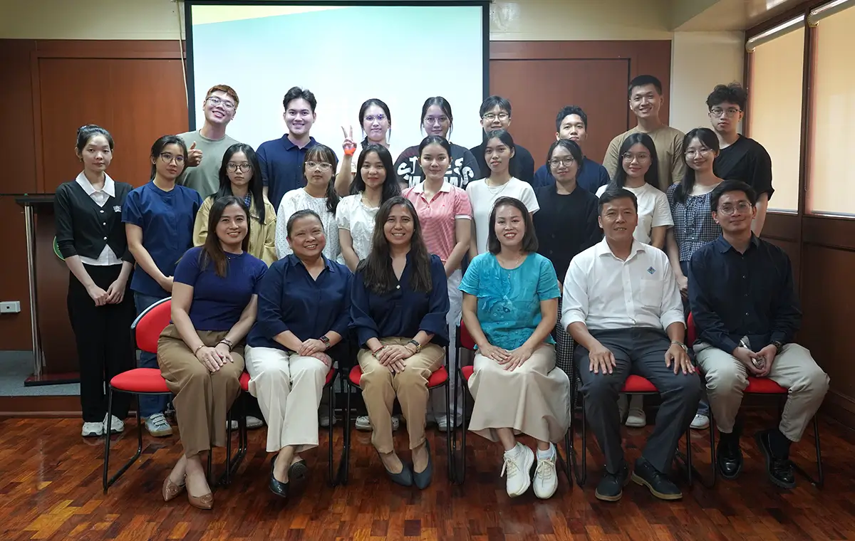 Can Tho University students explore SEARCA's education, research, and innovation initiatives