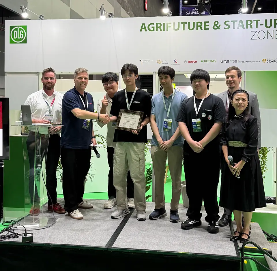 SEARCA Agrinnovate Farmer-First Award recognizes young AI innovators