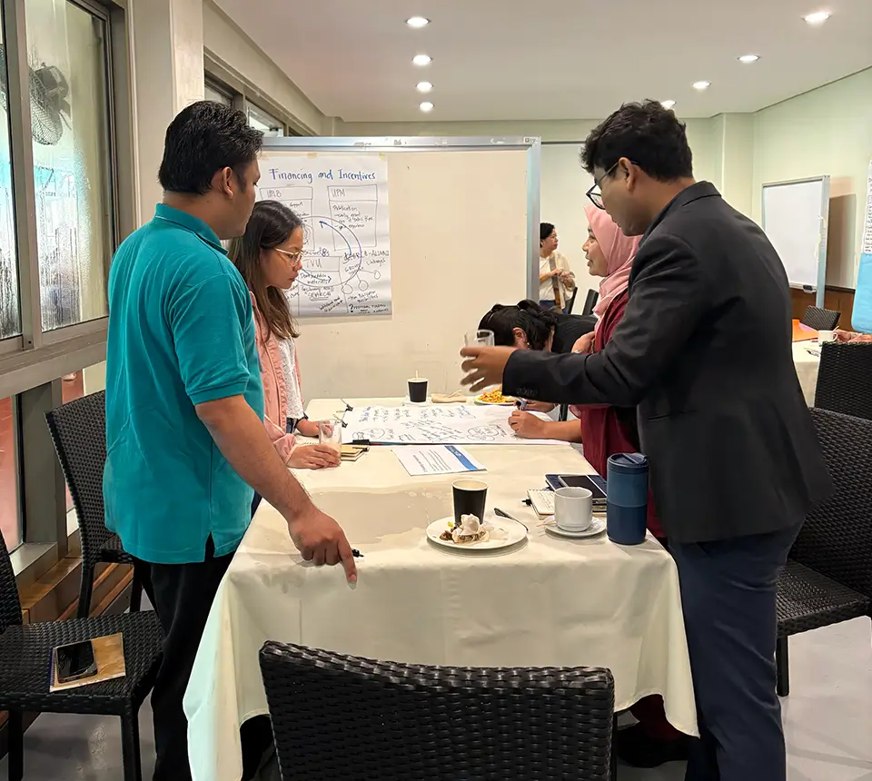 SEARCA scholars take graduate research beyond journal articles