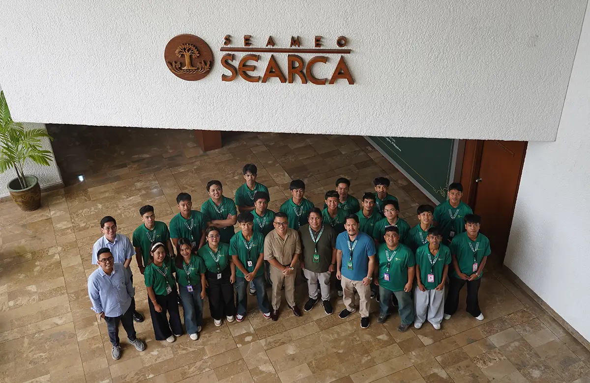 Dagatan Family Farm School scholars explore smart farming innovations at SEARCA