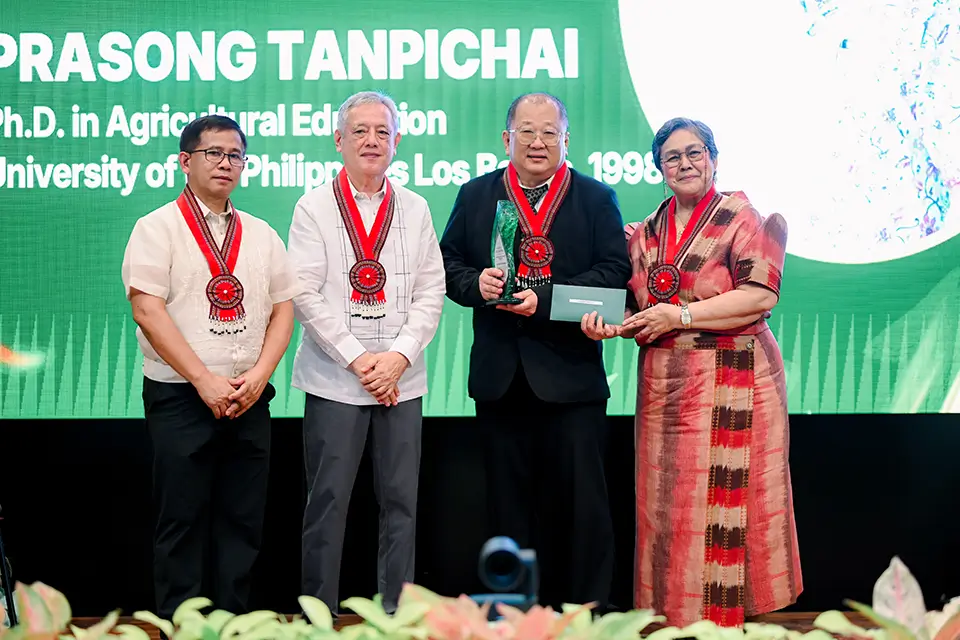 SEARCA honors 4 outstanding scholarship alumni at 2026 OSSA Award