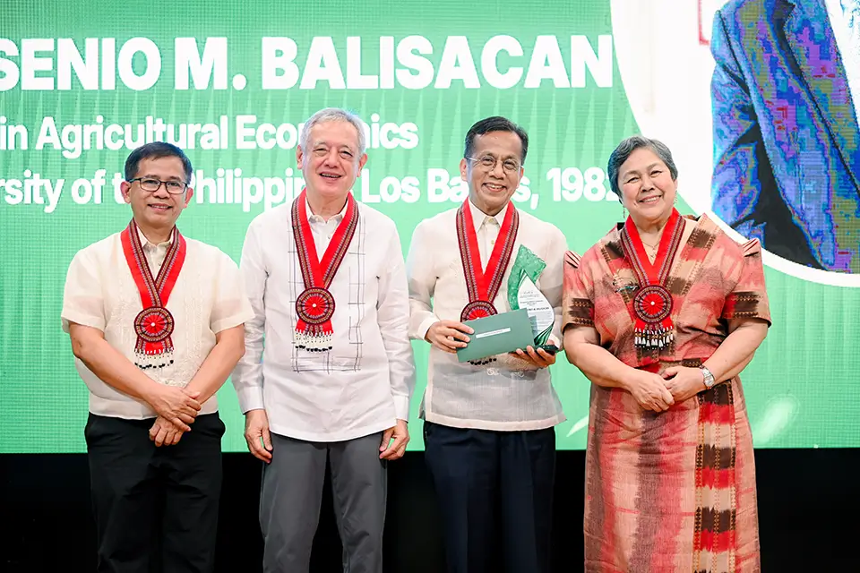 SEARCA honors 4 outstanding scholarship alumni at 2026 OSSA Award