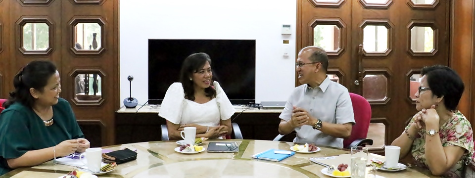 Dr. Cecilia N. Gascon (second from left), President of Bulacan State University (BulSU) and a SEARCA alumna, visited SEARCA on 20 June 2019 with Dr. Remedios Azarcon (right), Director, BulSU Office of Faculty and Staff Development, to meet with Dr. Glenn B. Gregorio (second from right), SEARCA Director, and Dr. Maria Cristeta N. Cuaresma (left), to explore the possibility of a joint scholarship project. 