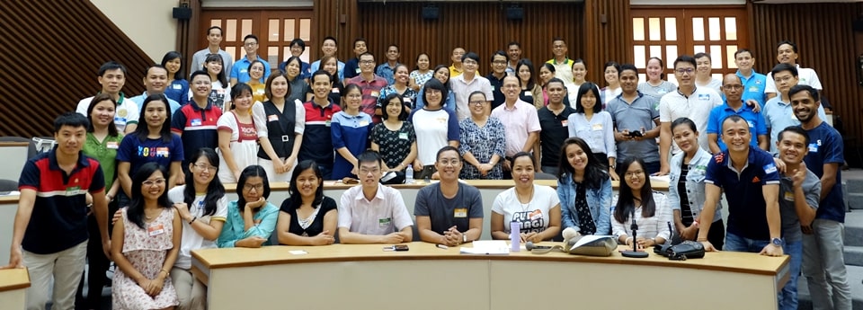 New and continuing SEARCA scholars in UP Los Banos for AY 2019-2020 together with Dr. Glenn B. Gregorio, SEARCA Director, and Dr. Maria Cristeta N. Cuaresma, Program Head, GEIDD.