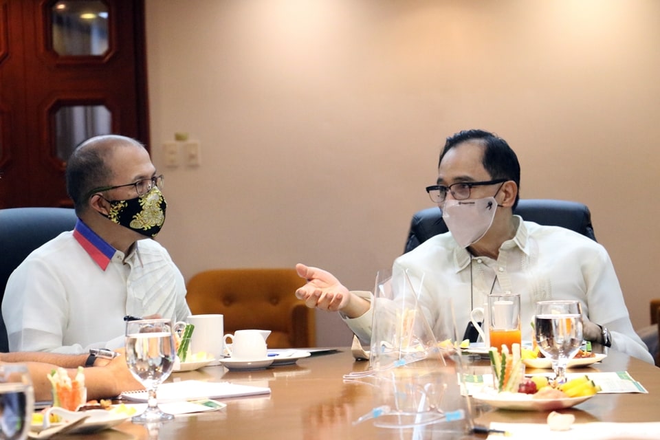 From left: SEARCA Director Glenn B. Gregorio and Agriculture Secretary William D. Dar