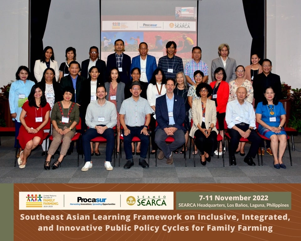 SEARCA officials, partner training organizer representatives (FAO, Procasur, SEARCA staff), and participants of the Southeast Asian Learning Framework on Inclusive, Integrated, and Innovative Public Policy Cycles for Family Farming pose for posterity.