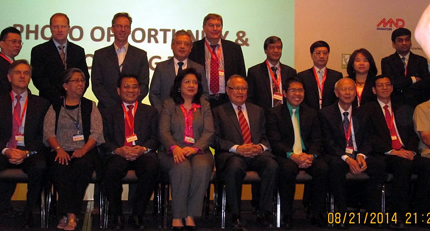 SEARCA Director Dr. Gil C. Saguiguit, Jr. together with the organizers, co-sponsors, and knowledge-partners of ICAFS 2014