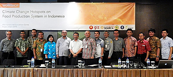 The participants of the Indonesia 1st National Consultative Meeting held at the IPB International Convention Center (IPBICC) in Bogor, Indonesia on 3 April 2014