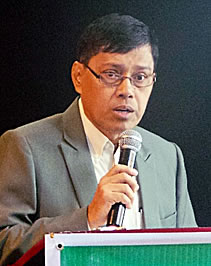 Dr. Felino P. Lansigan discusses the guidelines for the continued collaboration of the CRN.
