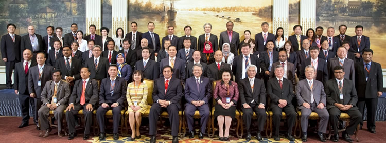 Dr. Gil C. Saguiguit, Jr. (last row, third from right), SEARCA Director, attended the 57th Session of the APO Governing Body held on 27 April 2015 in Bangkok, Thailand. (Photo courtesy of Thailand Productivity Institute) 