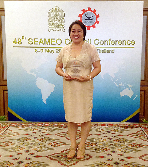 searca s msu head receives 2014 2015 seameo service award