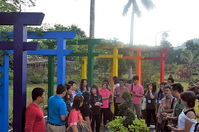 Visit to the UPLB Edible Landscaping Garden