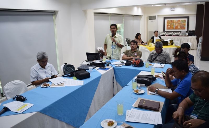 Mr. Aldous Modino, representative of the LGU of San Fernando, welcomes the participants to the workshop.