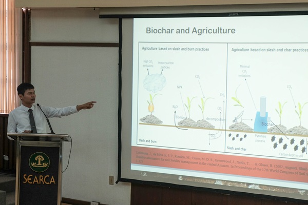biochar captures interest in searca special graduate seminar