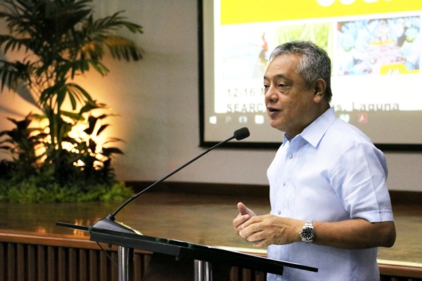 Dr. Gil C. Saguiguit, Jr., SEARCA Director, highlights the importance of value chain development in propelling agriculture and rural development in Southeast Asia as he openings the training course.