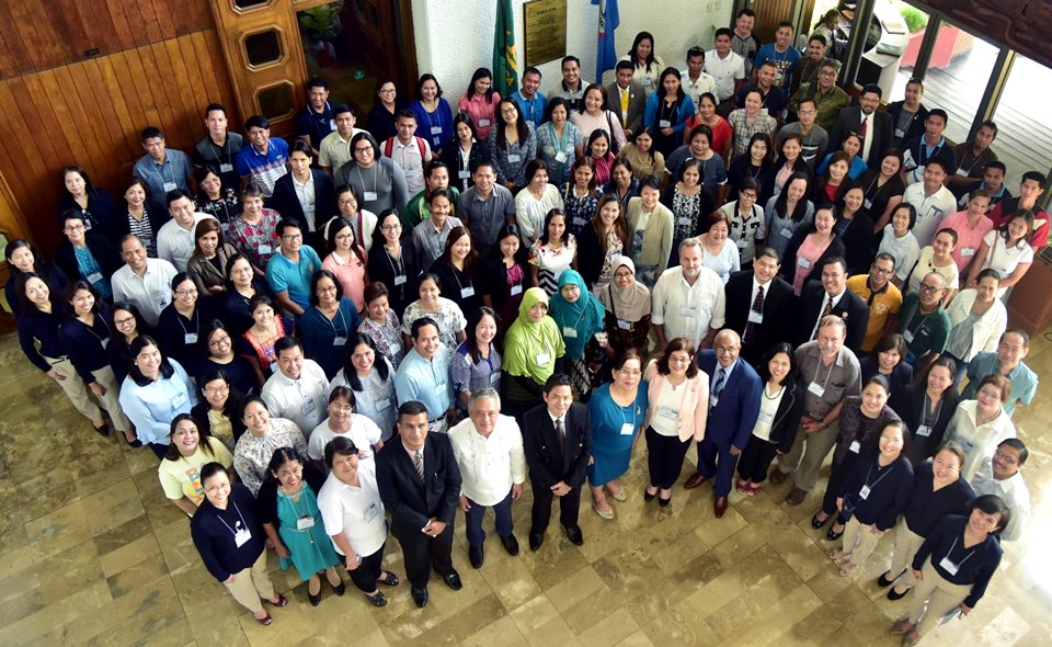 The conference participants with guests, resource speakers, organizers, knowledge partners, and conference management team