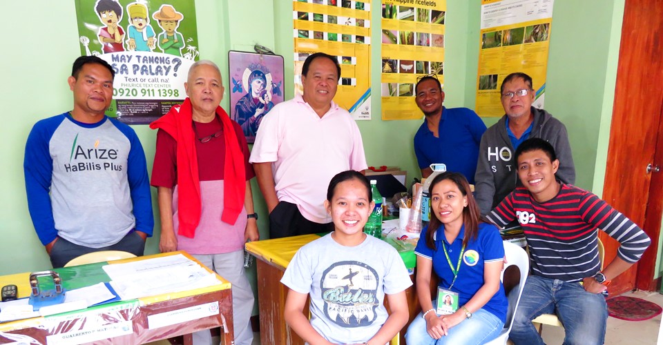 SEARCA and VSU together with the LGU Inopacan. (Left to right) Mr. Gualberto Matin-ao, Agricultural Technician; Dr. Jose Medina, Overall Program Coordinator; Dr. Jose L. Bacusmo, On-site Project Coordinator; Mr. Benedick Lawagon, Agricultural Technician and Mr. Anecito Asencion, Municipal Agriculture Officer. (L-R, seated) Ms. Patricia Ann A. Pielago, Project Assistant; Ms. Melanie Matin-ao and Mr. Rico B. Dotollo, Agricultural Technicians.