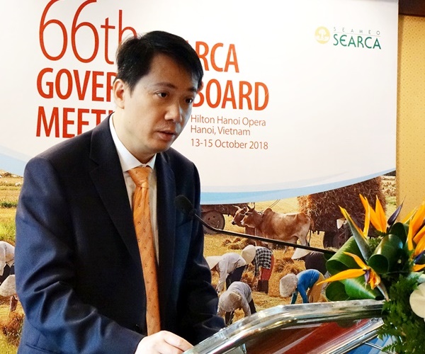 Dr. Pham Quang Hung, Director General of the International Cooperation Department of the Minsitry of Education and Training (MOET), Vietnam delivered the welcome remarks during the Opening Ceremony of the 66th SEARCA GBM.