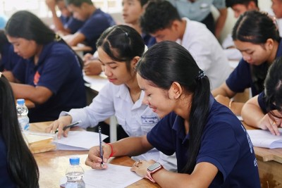 SEARCA and CE SAIN assess School-plus-Home Gardens cum Biodiversity Enhancement and Enterprise Project in Cambodia