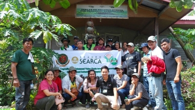 Project stakeholders join the ‘Lakbay-aral’ to calamansi farms and processing facilities in Northern and Central Luzon