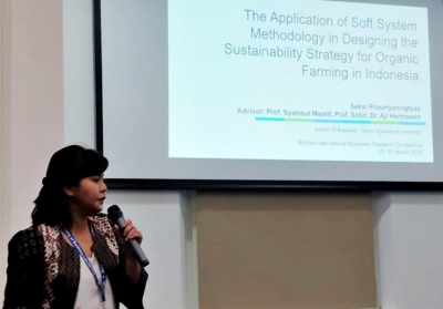 SEARCA scholar presents conference paper on organic farming sustainability strategy