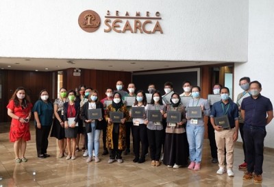 SEARCA offers blended English lessons for scholars in the new normal