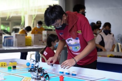 SEARCA hosts first robot LEGOlympics in Laguna